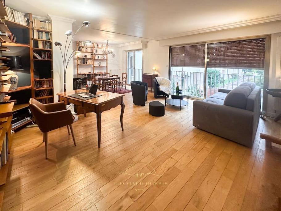 L'Archimede - Parking Prive Apartment Versailles Bagian luar foto